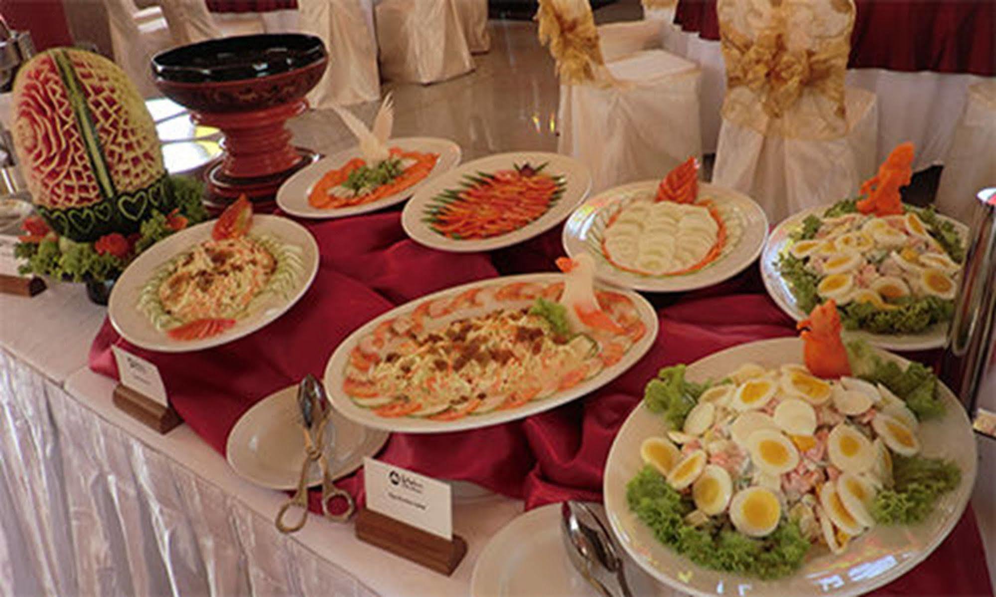 The Myat Mingalar Hotel Naypyidaw Exterior photo